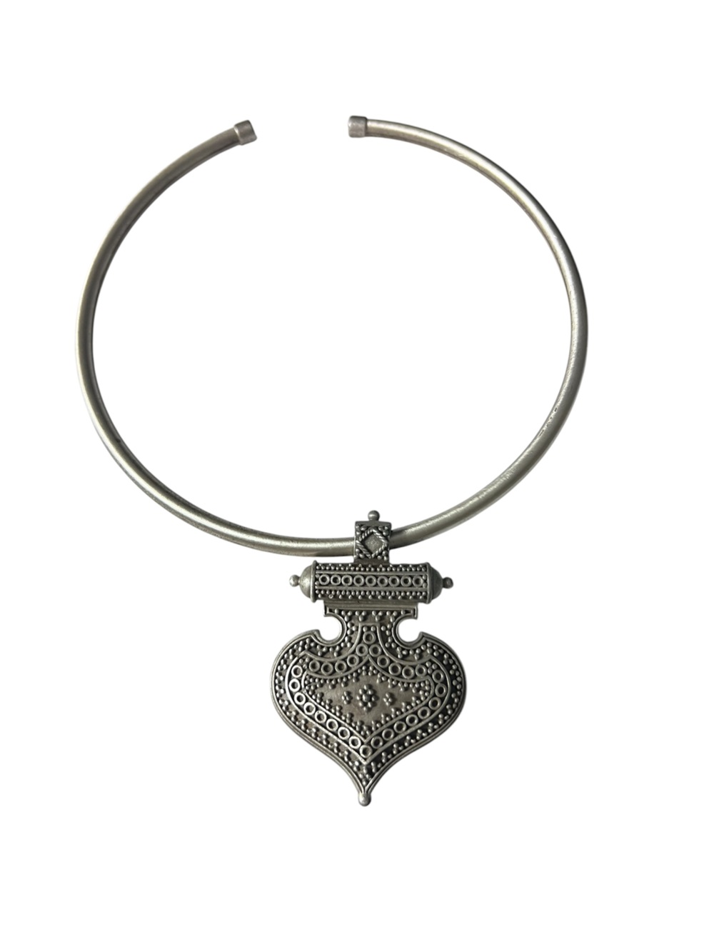 Vintage Signed Shakira Caine Metal Door Knocker Choker Necklace